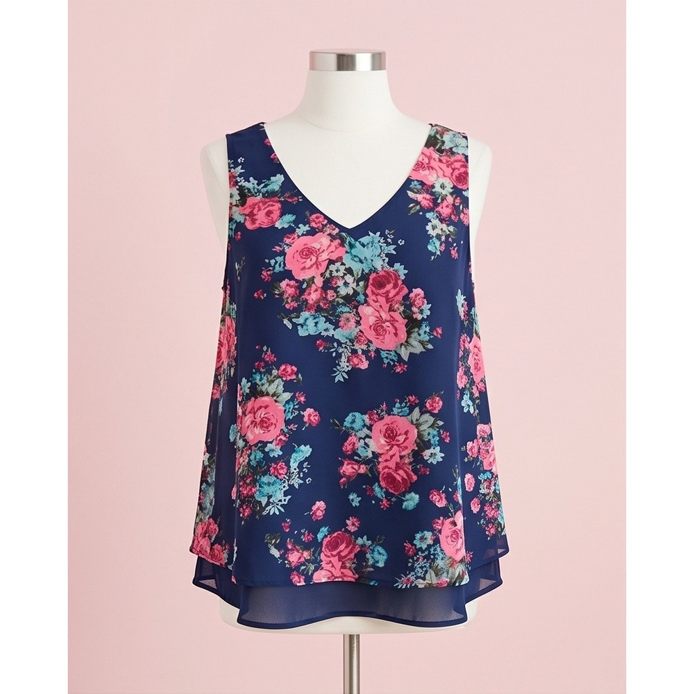 Torrid 0 Sleeveless V Neck Floral Print‎ Navy Blue Keyhole Top Romantic Flowy